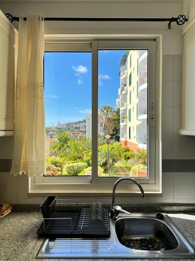Modern & Spacious Sea View Flat For Lovely Vacation Canico  Exterior photo